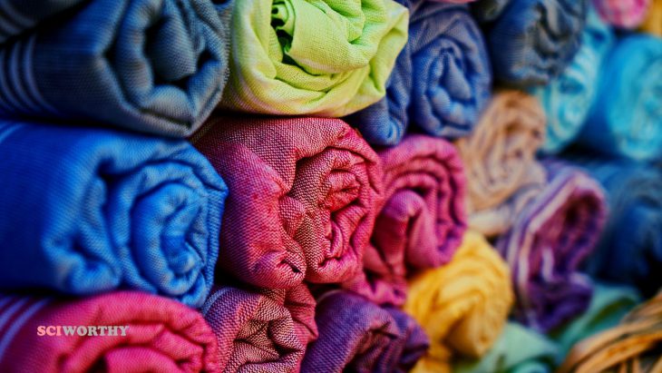 Essential oil-coated fabrics repel bacteria and mosquitoes