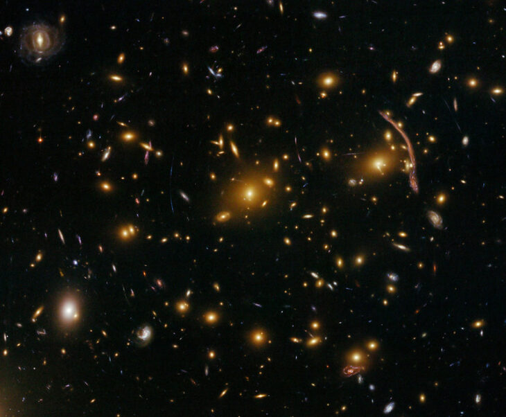 Galaxy Cluster Abell 370